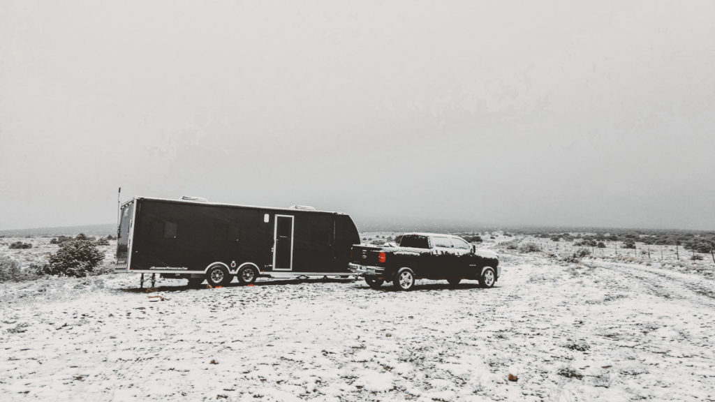 How To Keep Warm In The Winter In an RV Without Electricity! 