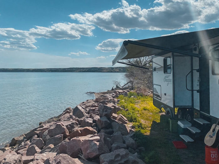 army corps of engineers camping in oacoma sd