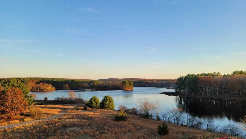 mansfield hollow lake connecticut