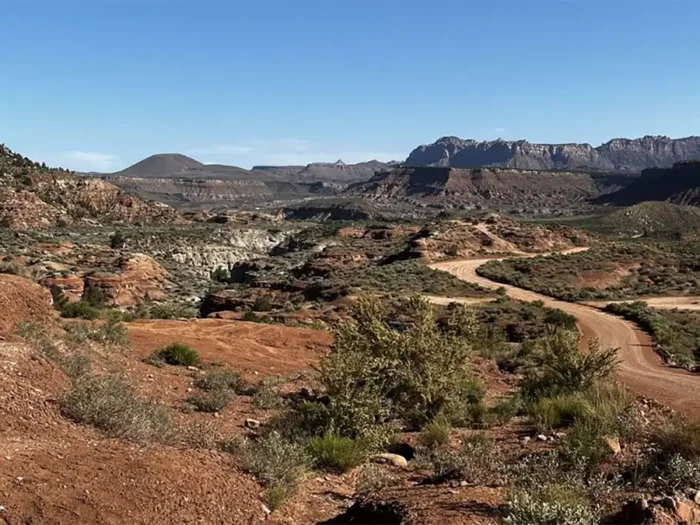smithsonian butte road camping