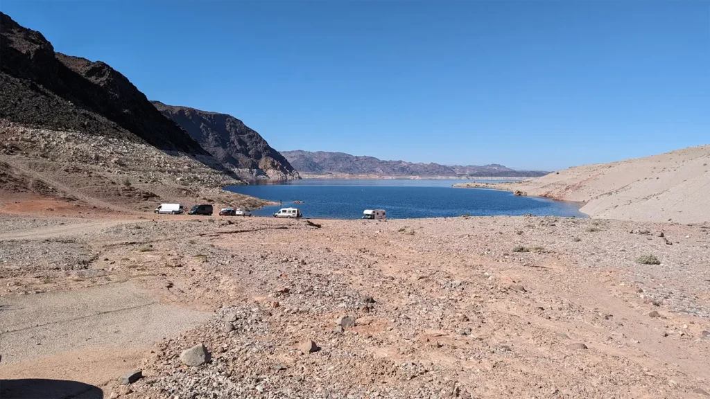 camping at kingman wash, lake mead, nevada