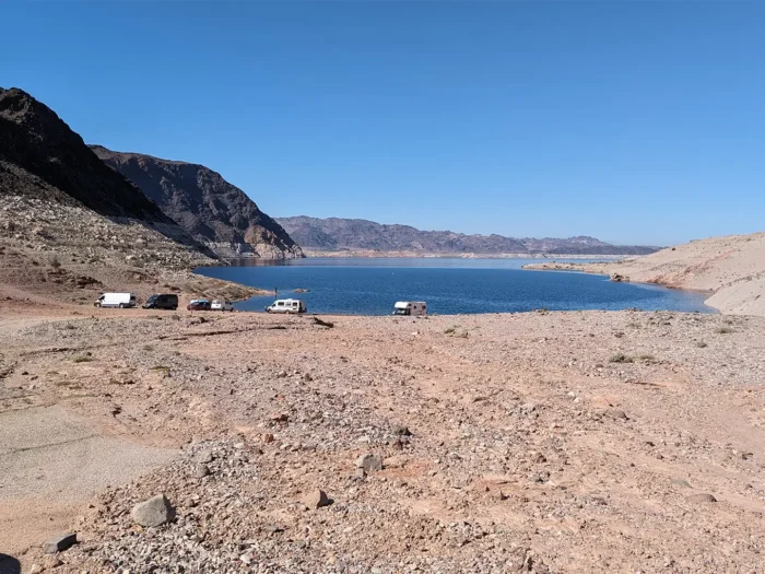 camping at kingman wash, lake mead, nevada