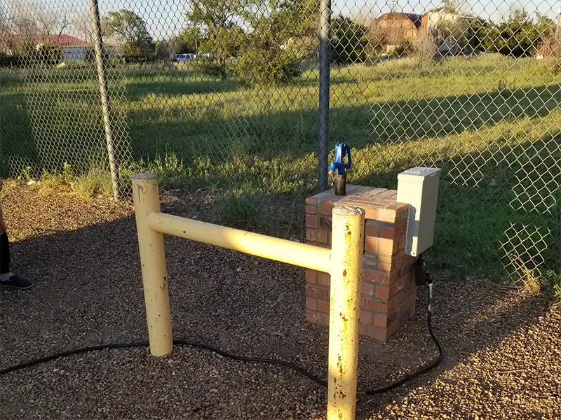 water and electrical hookups at city of hereford rv park, texas