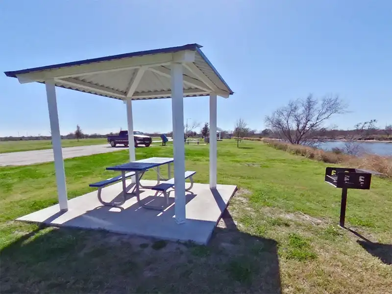 Photo of a picnic table at labonte park corpus christi texas