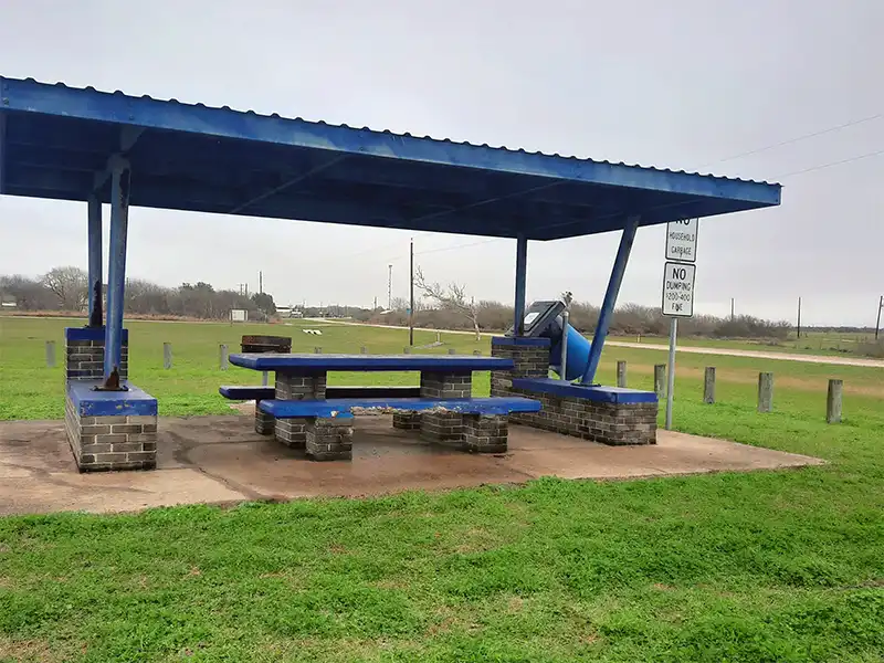 Photo of the picnic tables at olivia haterius park texas